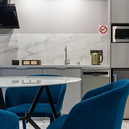 Family Boutique לבוב