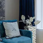 Family Boutique Aparthotel Lviv