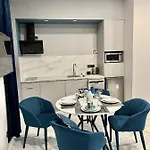 Family Boutique Aparthotel Lviv