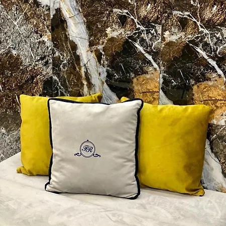 Family Boutique 4* Lviv