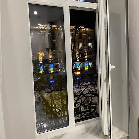 Апарт-готель Family Boutique 4*