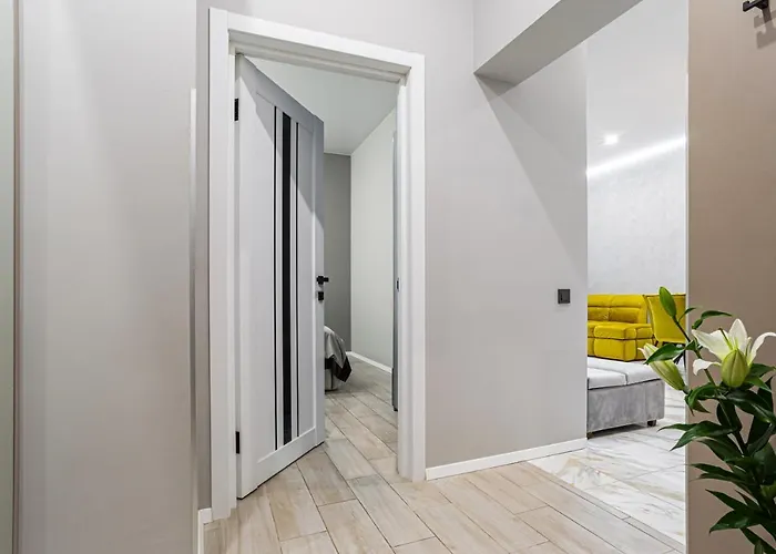 Family Boutique Aparthotel Lviv