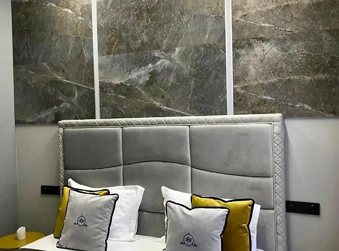 Family Boutique Aparthotel