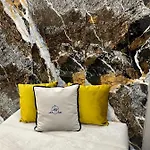 Family Boutique 4* إلفيف