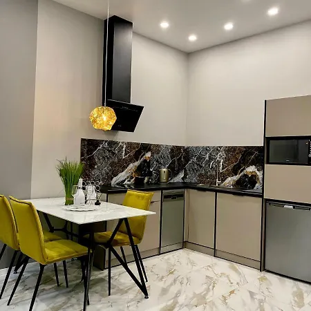 Family Boutique Aparthotel